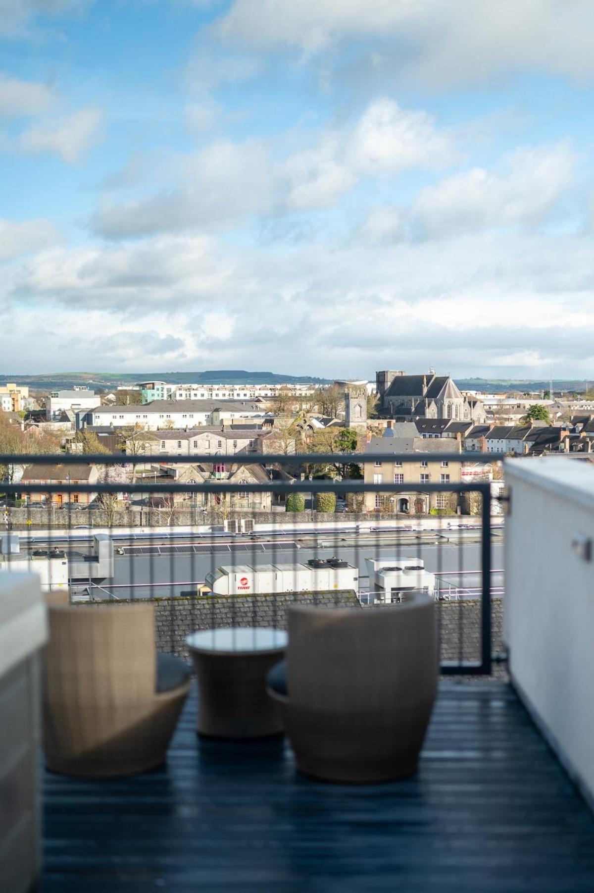 Kilkenny Suites Oda fotoğraf